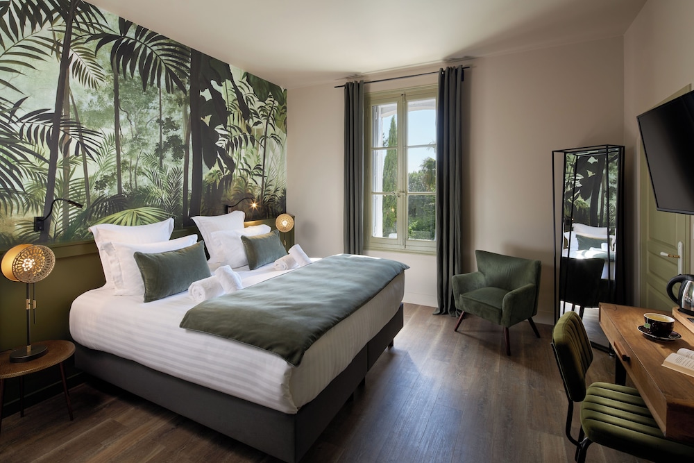 Hotel Saint Alban - carbon neutral hotel in Pezenas