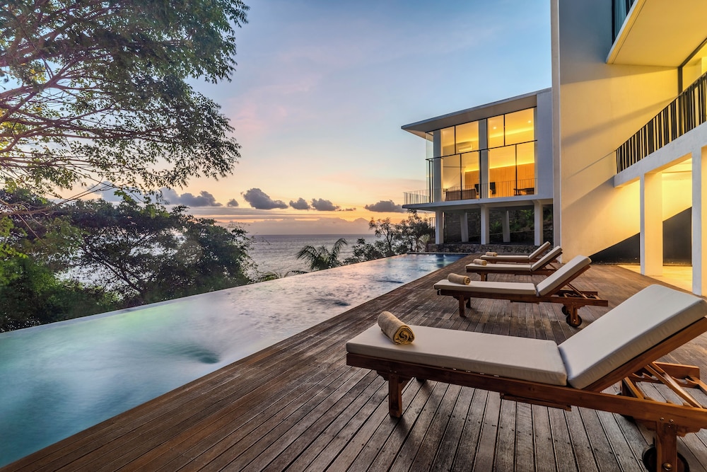 Villa Kukenan by Elite Havens — 5-Star Luxury Hotel in Senggigi, Indonesia