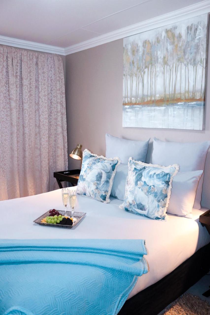 TheeHost@1924 - carbon neutral hotel in Mmabatho