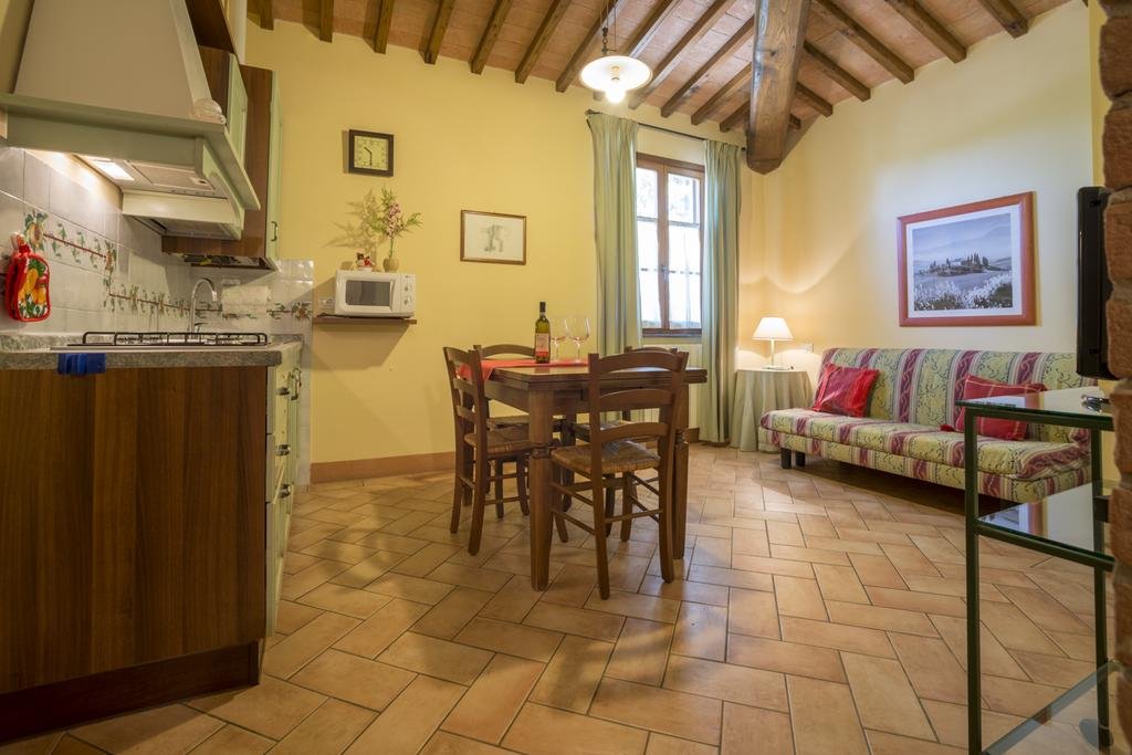 Agriturismo Il Poggetto — 4-Star Luxury Hotel in San Gimignano, Italy