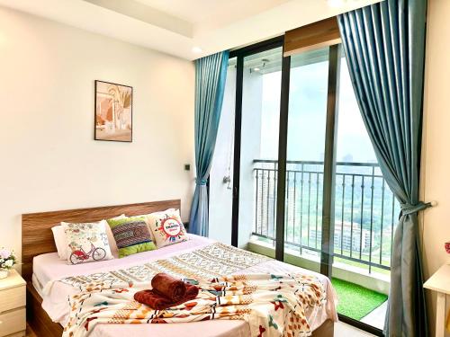 Luxurious Getaway Studio Apt At Vinhomes Green Bay Near Marriott and Grand Plaza — 4-Star Luxury Hotel in Hanoi, Vietnam