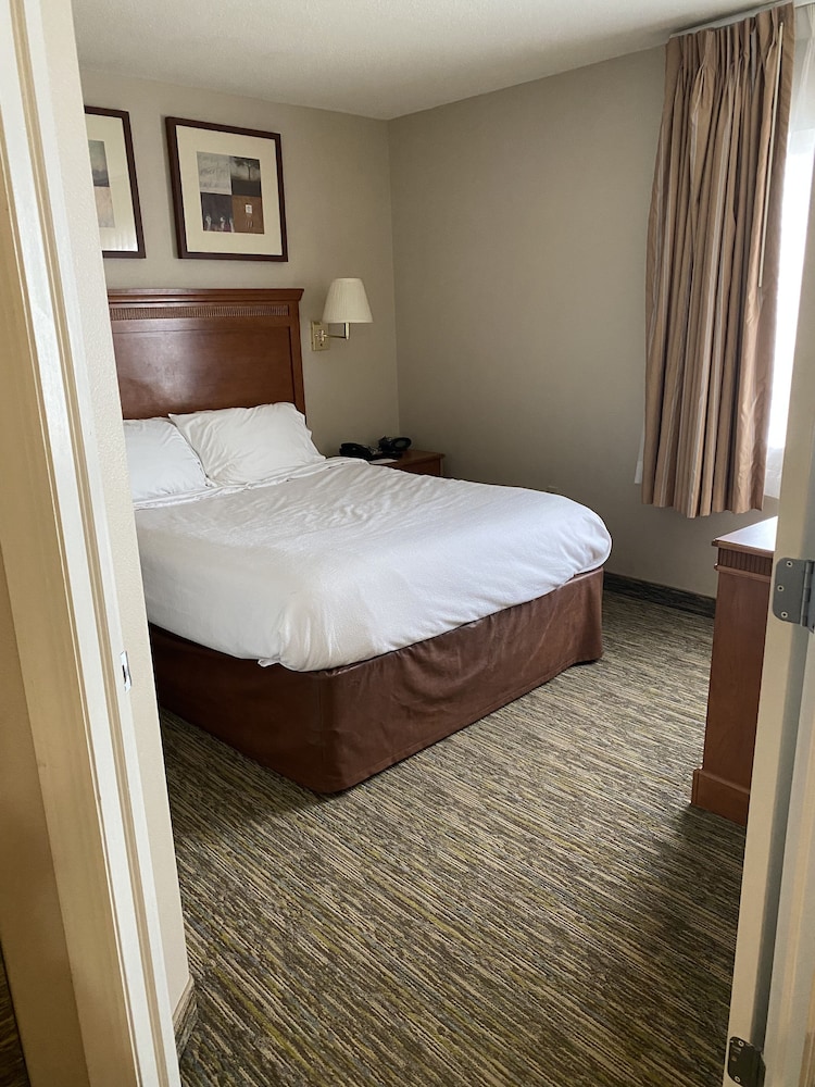 Candlewood Suites Williamsport by IHG - photo 14
