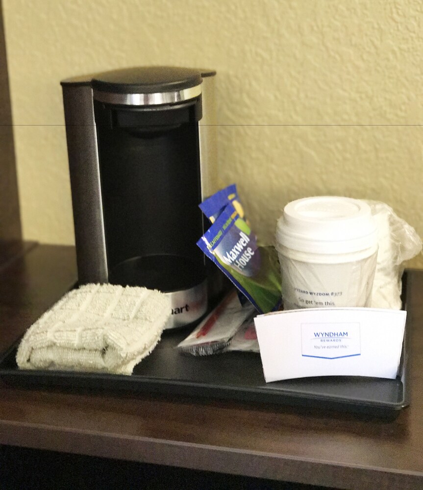 Cadiz Inn - photo 10