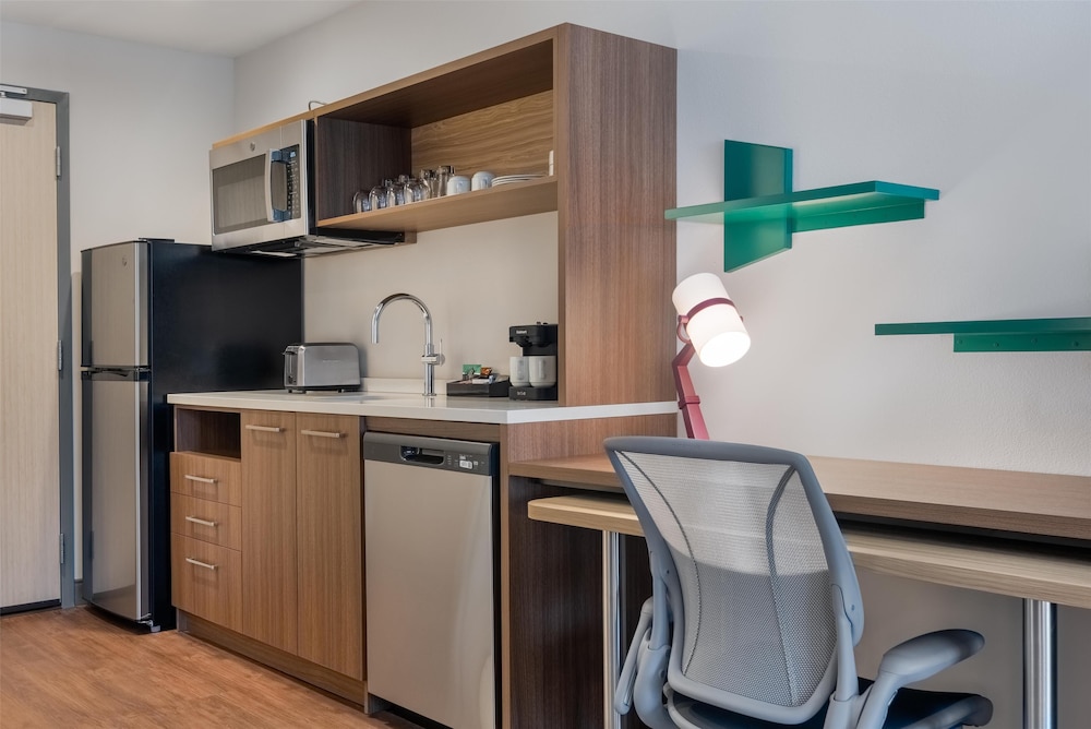 Home2 Suites by Hilton Houston Downtown Convention Center - photo 9