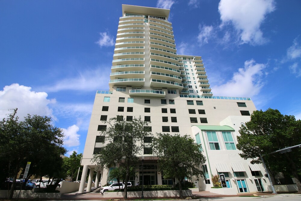Sonesta Resort by 1st HomeRent Miami - featured photo