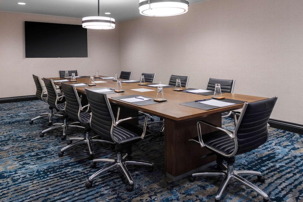 DoubleTree by Hilton Burlington Vermont - photo 52