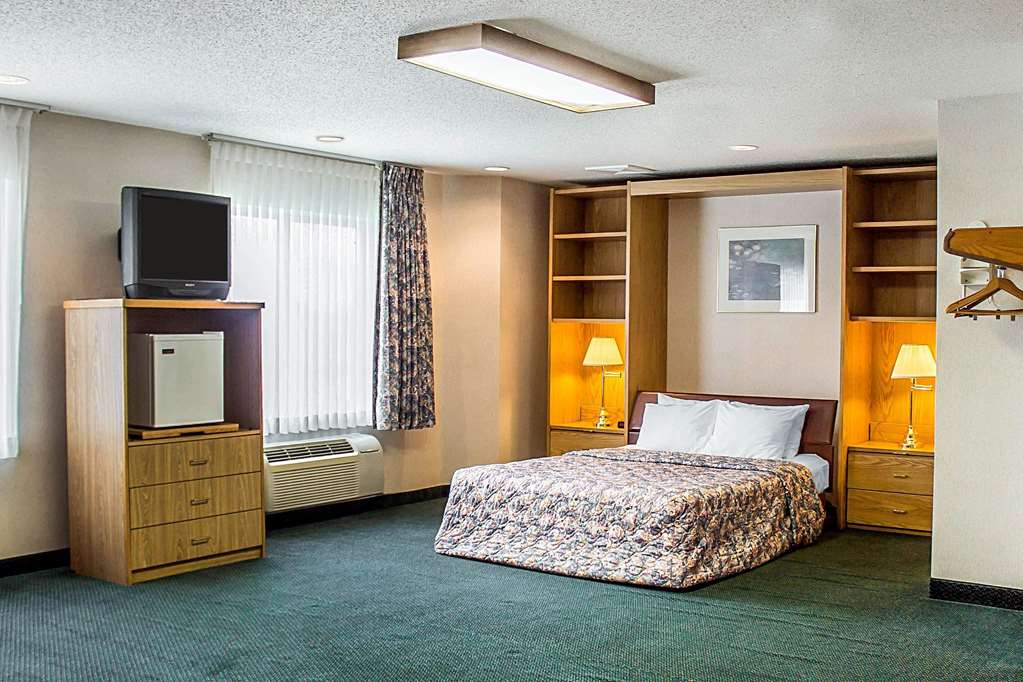 Rodeway Inn Abbotsford - photo 25