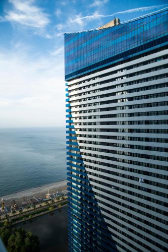 Beautiful apartments near the sea ORBI CITY N2