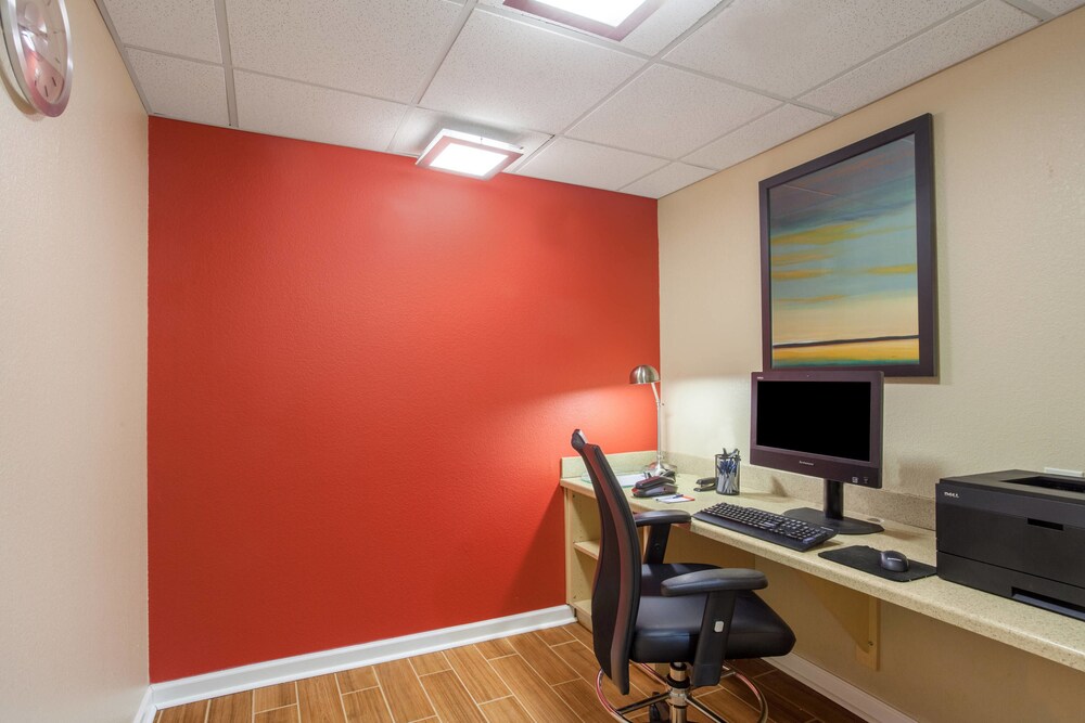 TownePlace Suites by Marriott Huntsville - photo 19