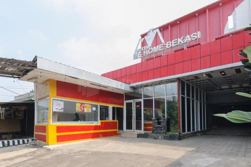My Home2 Mall Ciputra Cibubur Redpartner — Jakarta
