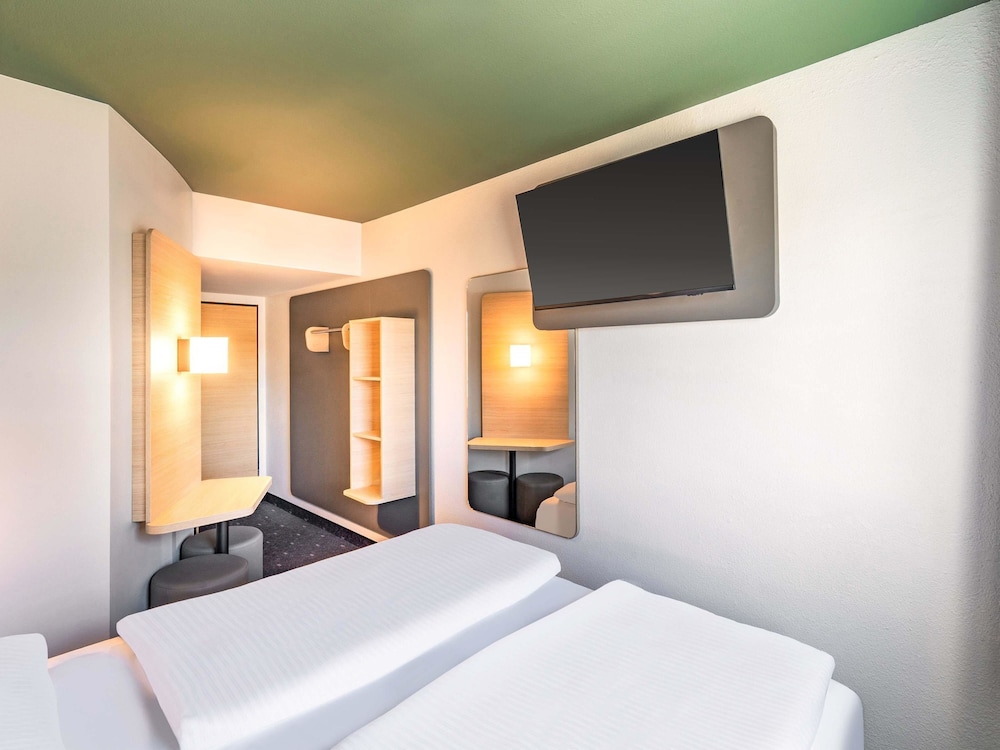 B&B Hotel Hannover Laatzen in Laatzen, Germany