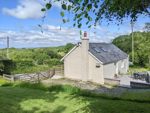 Tranquil 1 bedroom cottage 15 mins drive to sea — 4-Star Luxury Hotel in Lampeter, United Kingdom