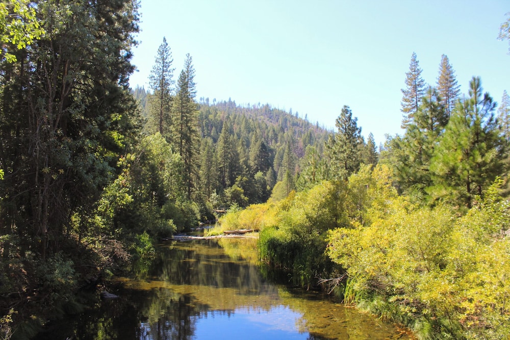 Yosemite Lakes RV Resort - photo 55