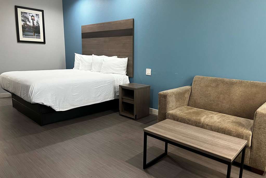 Baymont by Wyndham Freeport Texas - photo 24