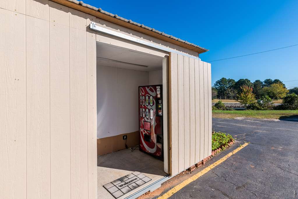Motel 6 Connellys Springs NC - photo 28