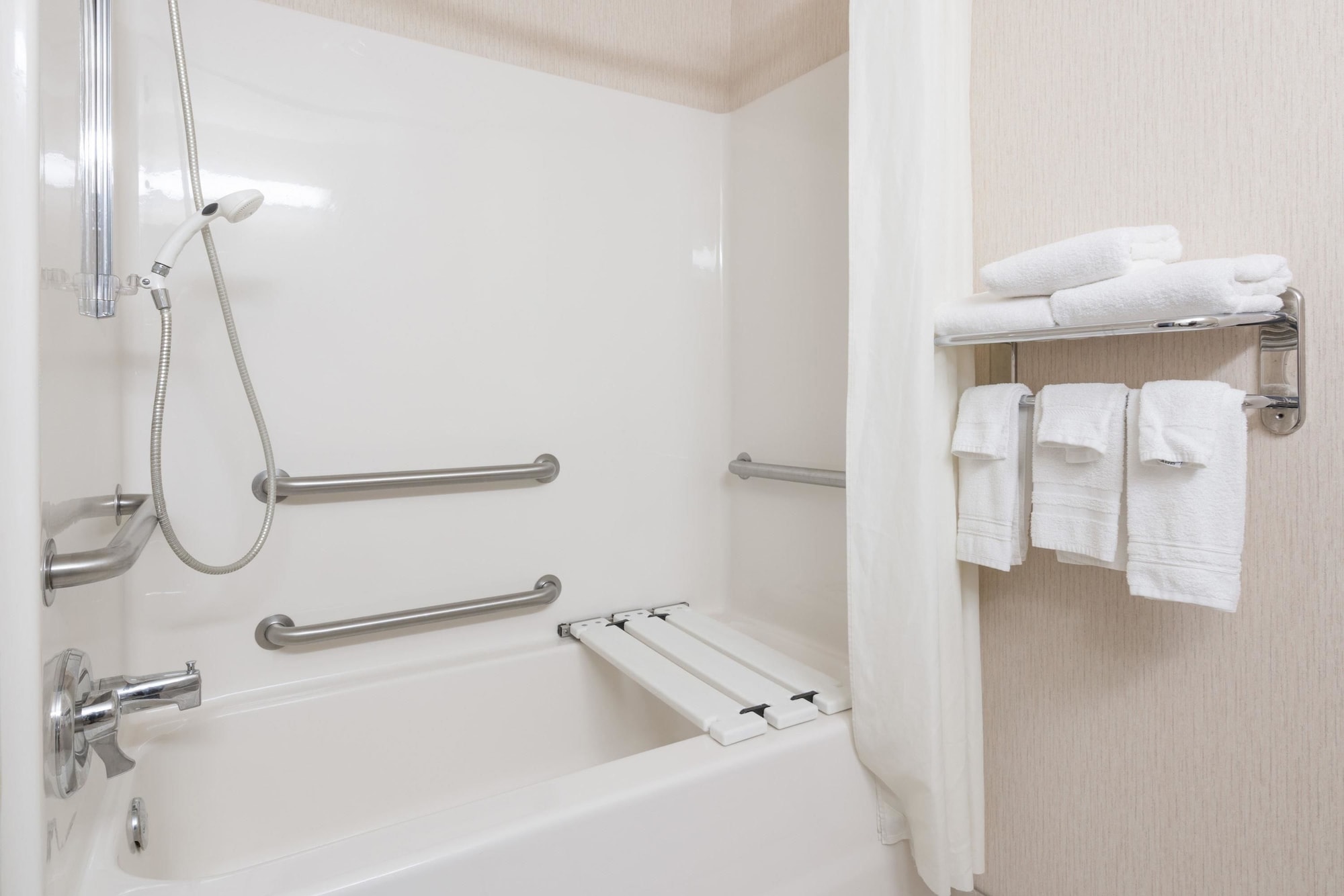 Super 8 by Wyndham Fargo Airport - featured photo