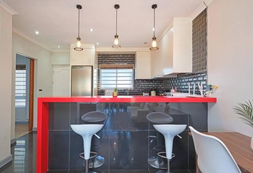 Modern Cape Town Beach Apartment