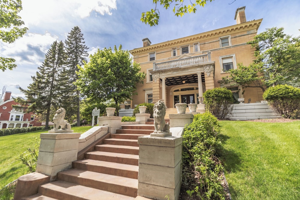 Historic Cotton Mansion Duluth Boutique Hotel - photo 61