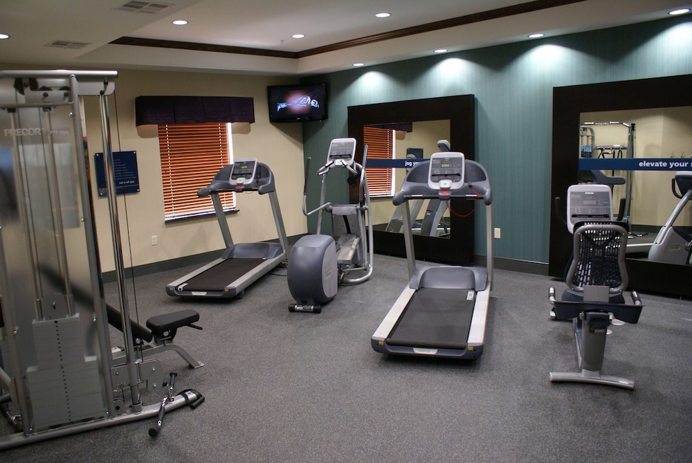 Hampton Inn & Suites Center - photo 14