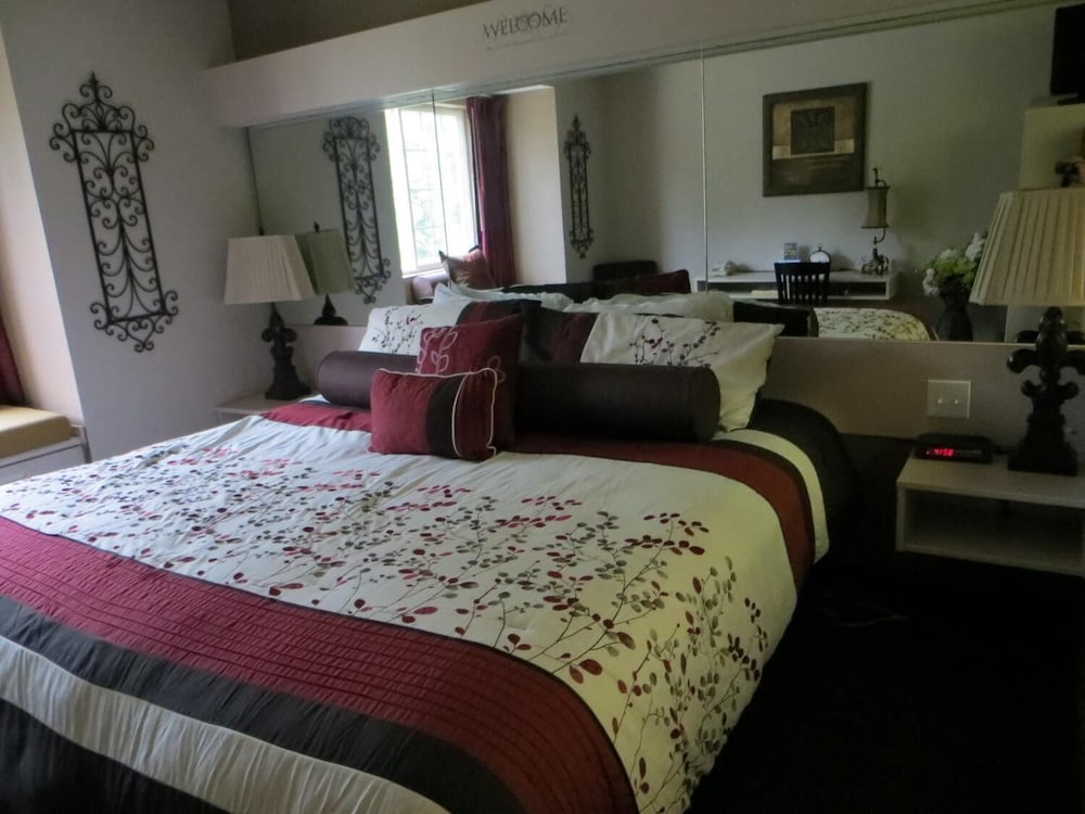 Patti's Inn & Suites - photo 8