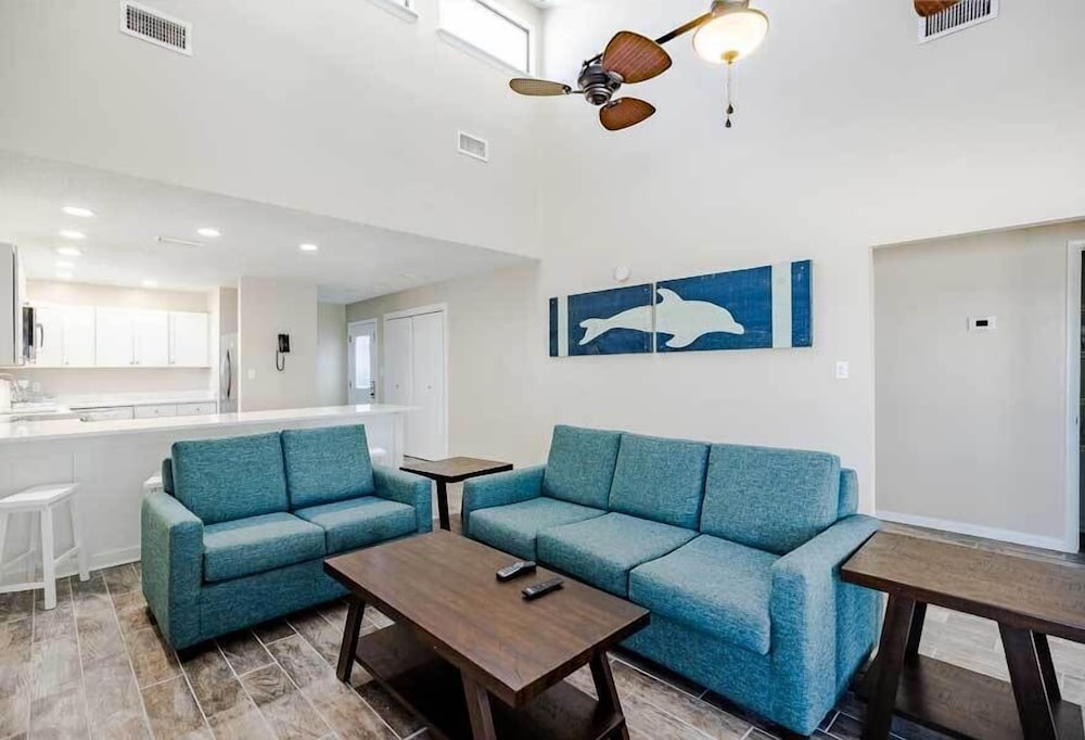 Sandpiper Beacon Beach Resort - photo 327