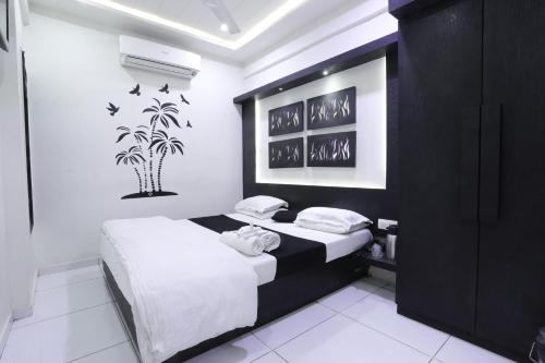 Hotel Paramount Inn - last minute hotel in Rajkot