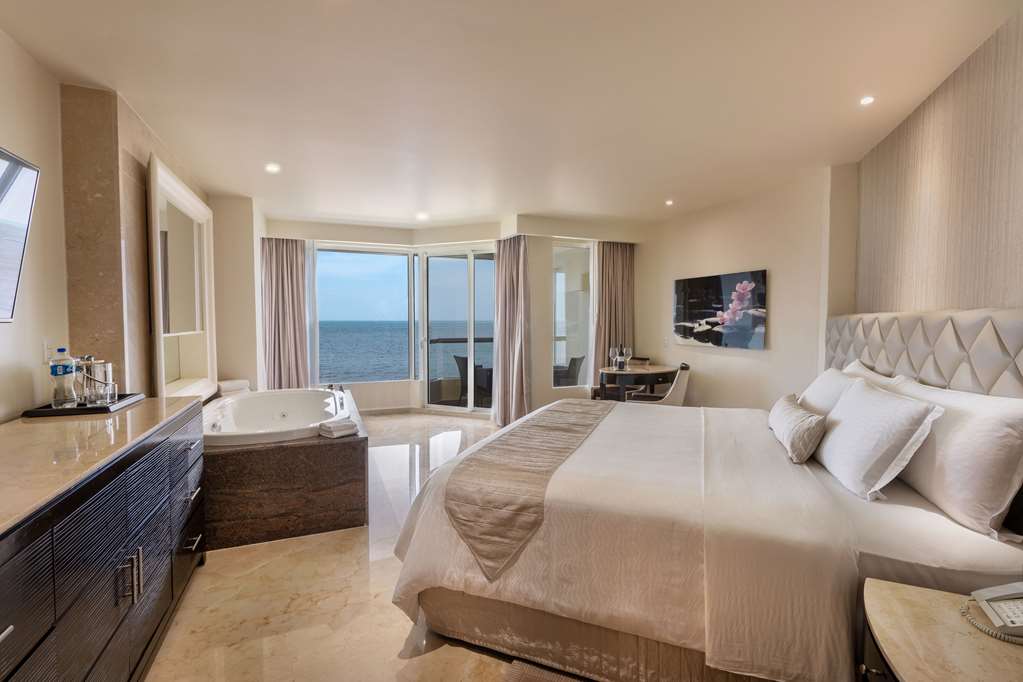 mpn Room Superior Deluxe Ocean Front