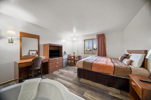 Executive Inn Cass City - photo 32