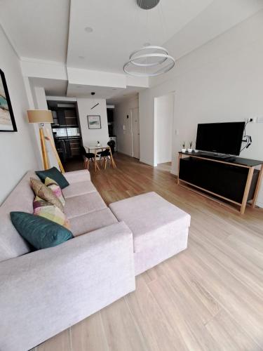 Zona Güemes. Departamento renovado 2 ambientes. Excelente ubicación a dos cuadras de la playa — 4-Star Luxury Hotel in Mar Del Plata, Argentina