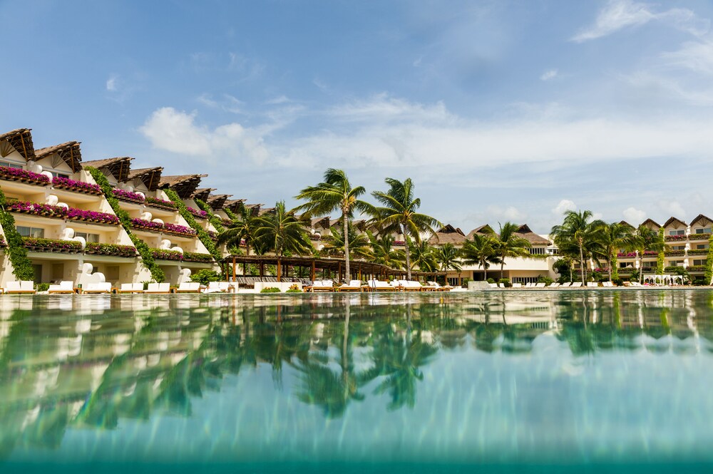 Infinity Pool