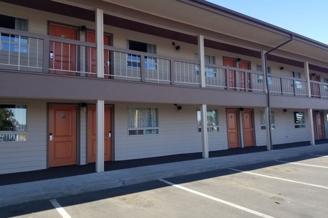 Pacific Highway Inn in Salem, United States