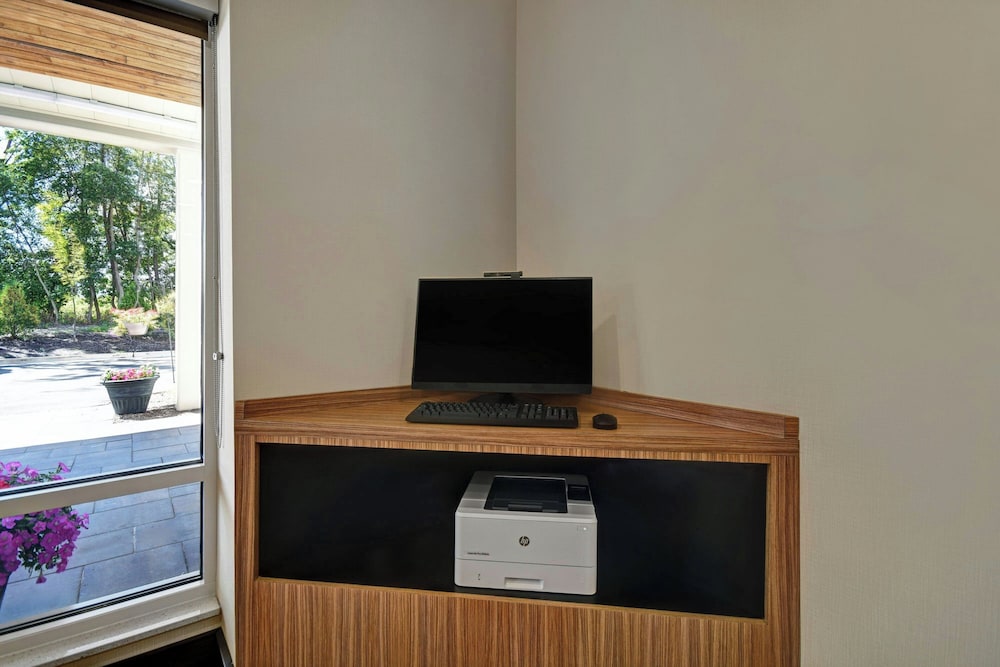 TownePlace Suites by Marriott Grand Rapids Wyoming - photo 30