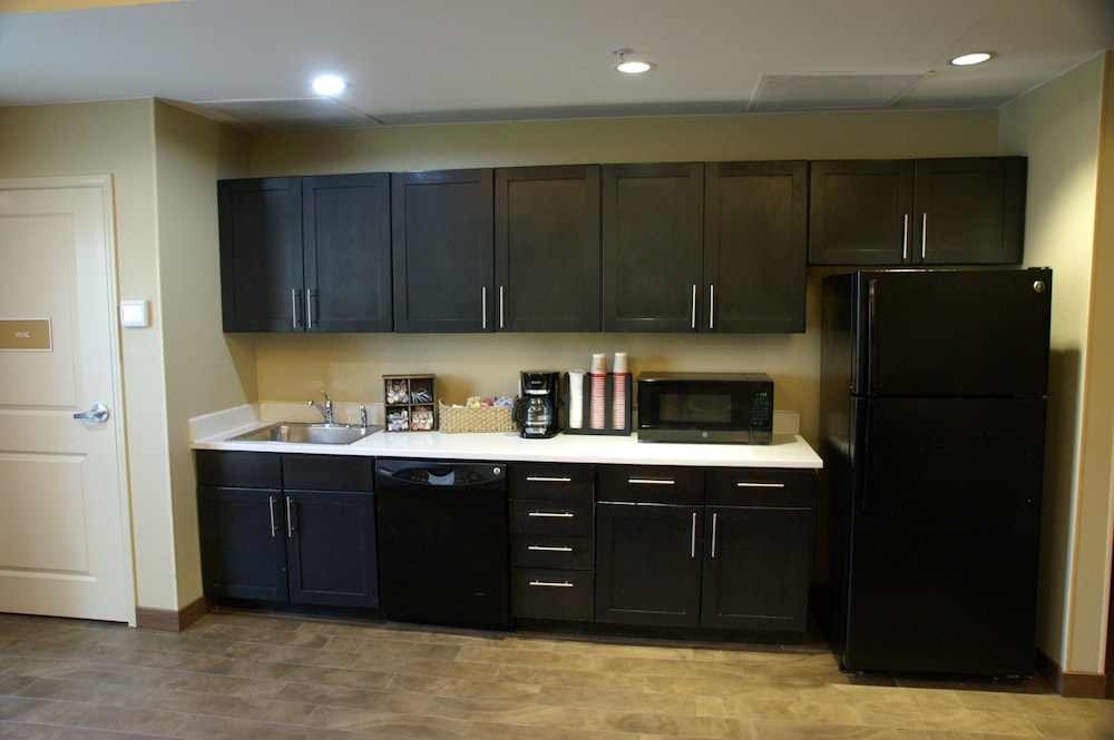 Candlewood Suites Denver North Thornton by IHG - photo 30