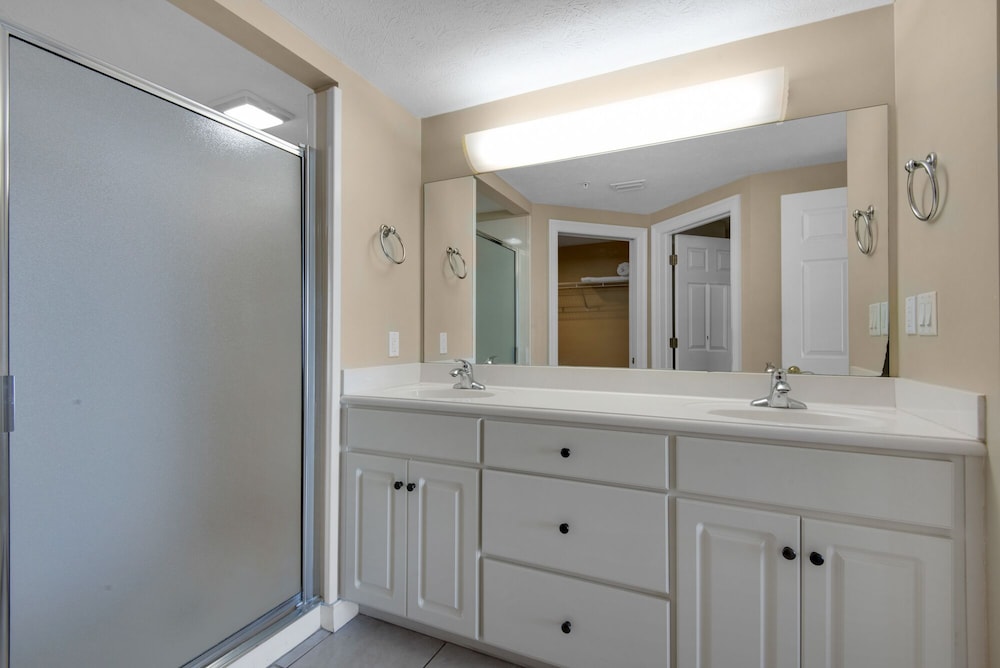 Treasure Island 0209 - photo 18