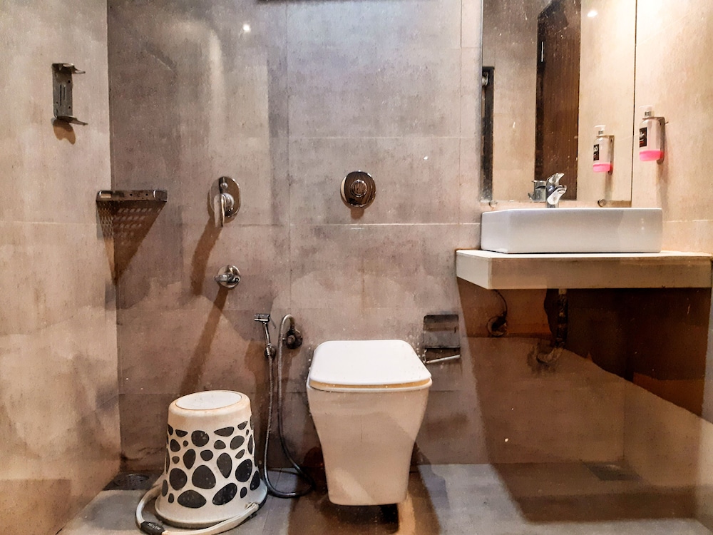 Hotel Rishi International