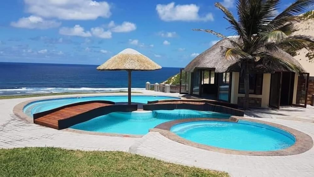 Oyster Bay Estate in Inhambane, Mozambique