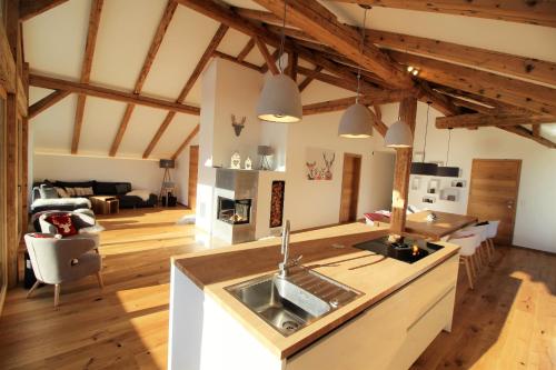 Alpenloft by Apartment Managers — 4-Star Luxury Hotel in Westendorf, Austria