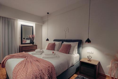 Vivian's Deluxe Apartment — 4-Star Luxury Hotel in Patra, Greece