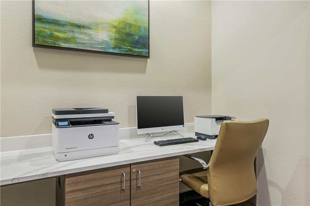 Best Western Plus Sanford Airport Lake Mary Hotel - photo 10