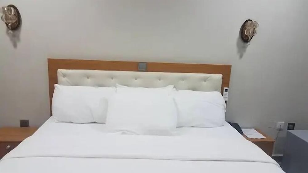 Camas Hotels in Abeokuta, Nigeria