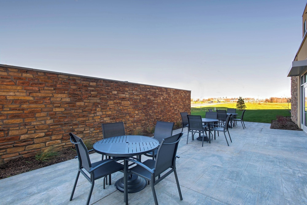 Fairfield Inn & Suites by Marriott Oskaloosa - photo 17