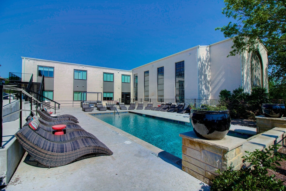 Bishop Arts Hotel by Qresorts. - photo 73