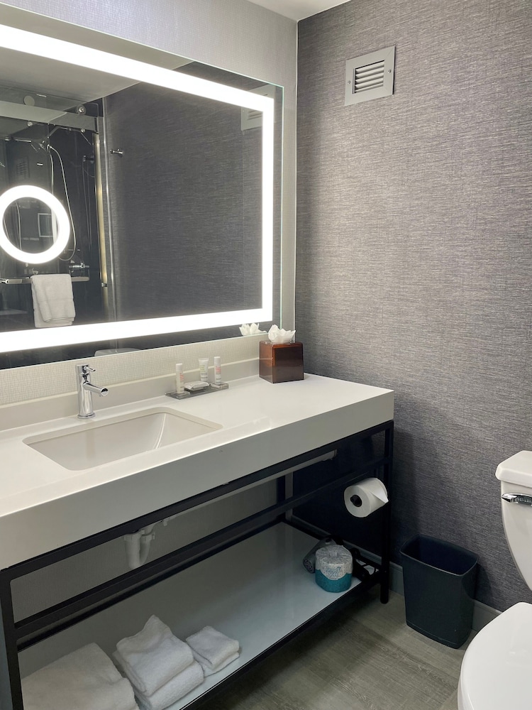 Houston Marriott North - photo 32