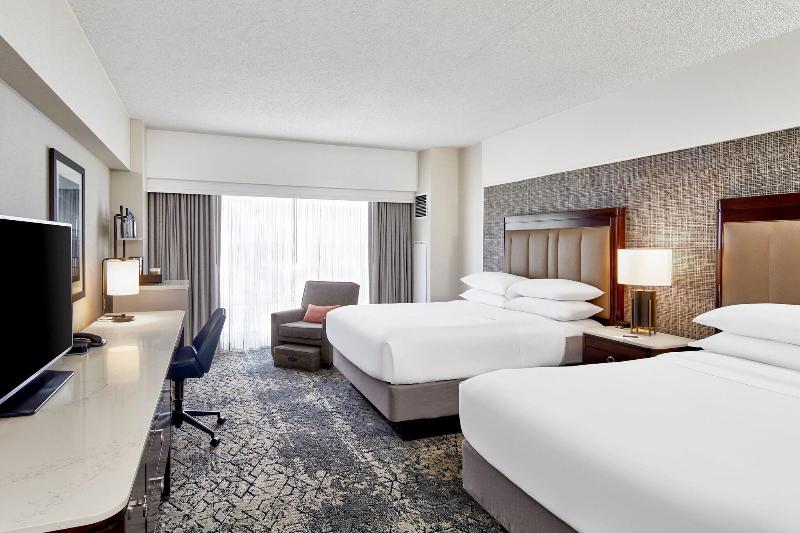 Sheraton Indianapolis Hotel at Keystone Crossing - photo 46