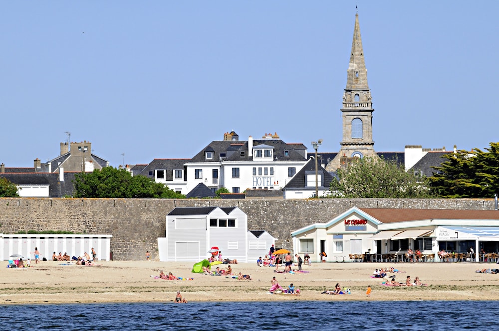 Hotel Spa De La Citadelle Lorient — Port Louis