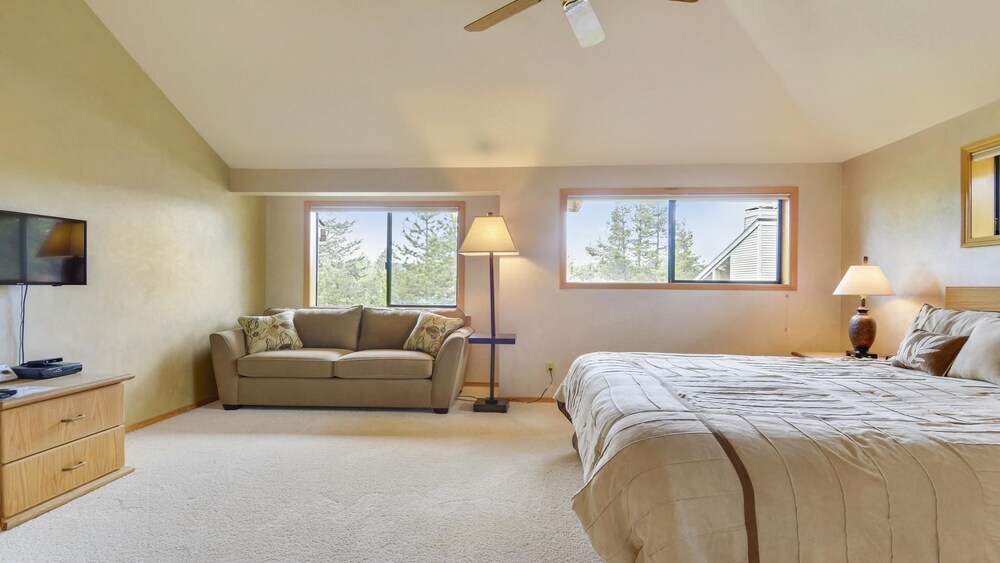 White Elm 28 Meredith Lodging - photo 6