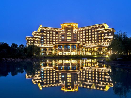 Yuluxe Hotel Taizhou in Taizhou, People's Republic of China