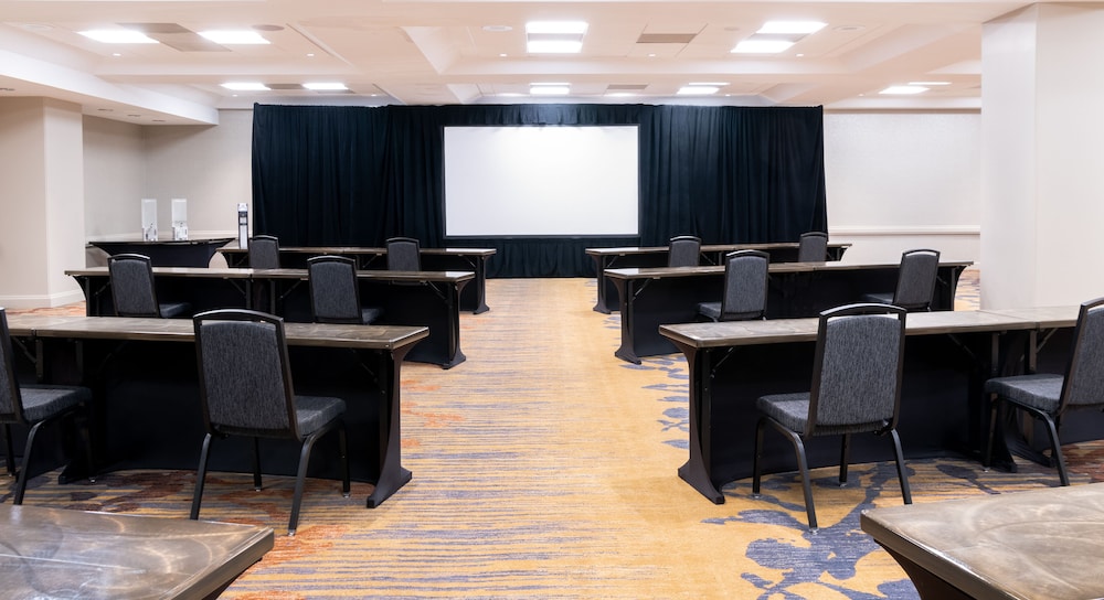 Embassy Suites by Hilton Portland Tigard - photo 70