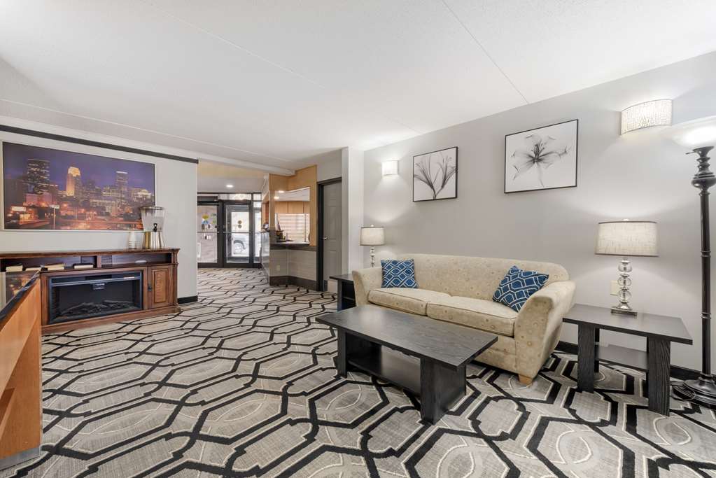 Quality Inn & Suites Mayo Clinic Area - photo 5