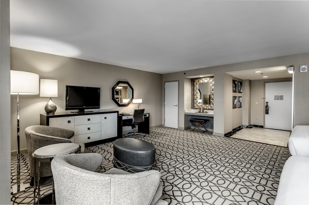 Hilton Columbus at Easton - photo 4